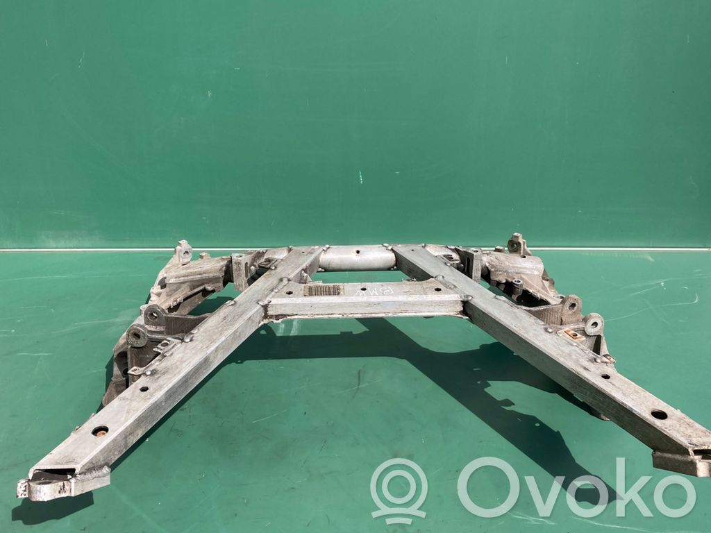 BMW 5 E39 Priekinis traversas 