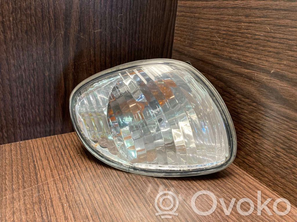 Toyota Corolla E110 Front indicator light 