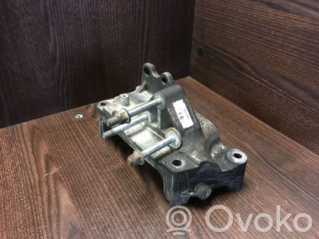 Fiat Fiorino Pārnesumkārbas stiprinājuma kronšteins 