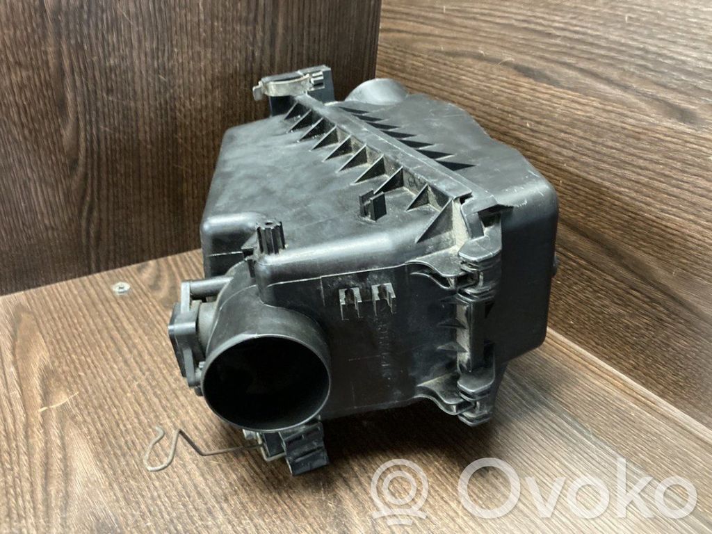 Toyota Corolla Verso E121 Obudowa filtra powietrza 