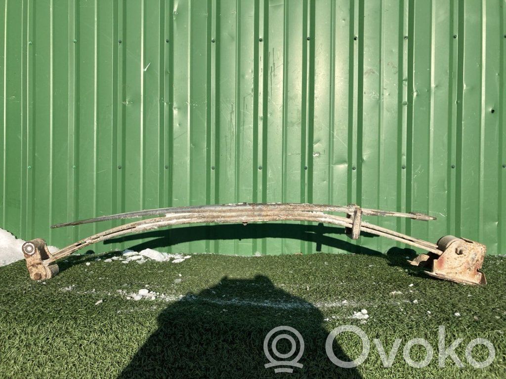 Renault Master III Rear coil spring 