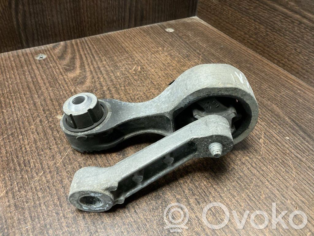 Opel Vivaro Engine mounting bracket 