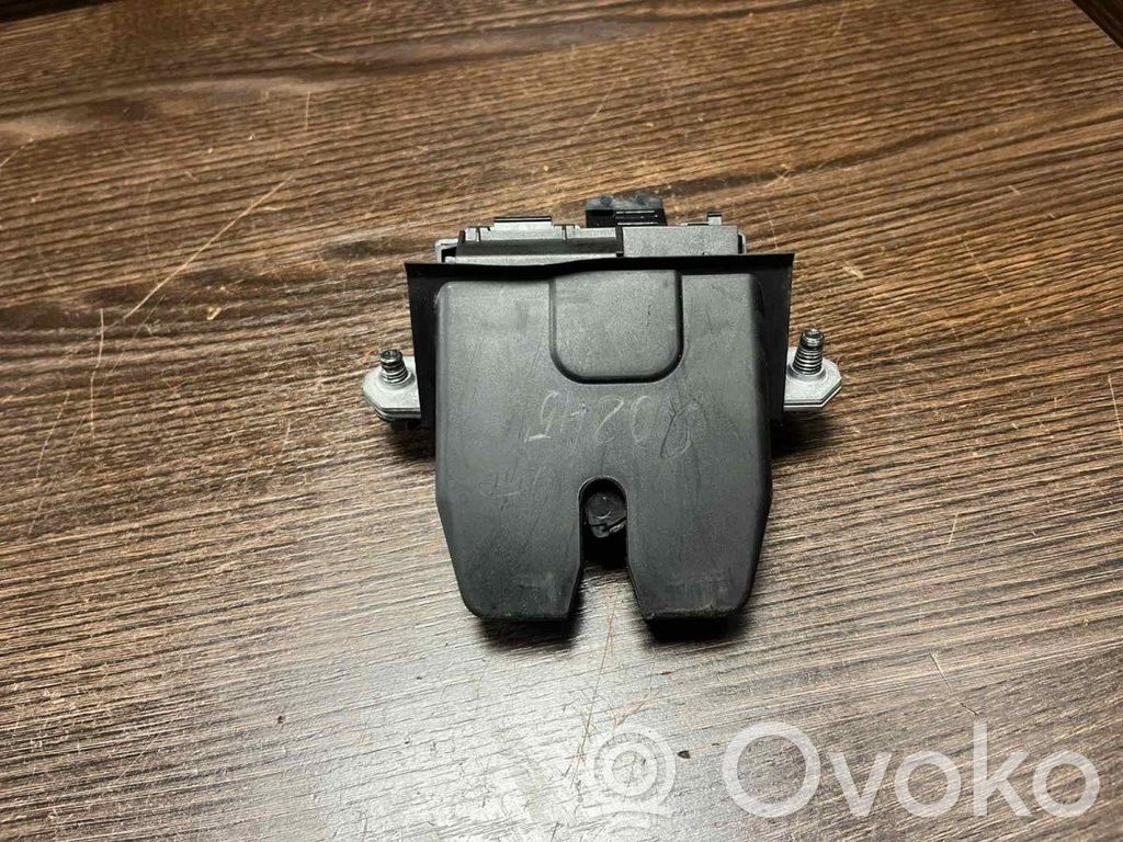 Volvo S40 Zamek klapy tylnej / bagażnika 