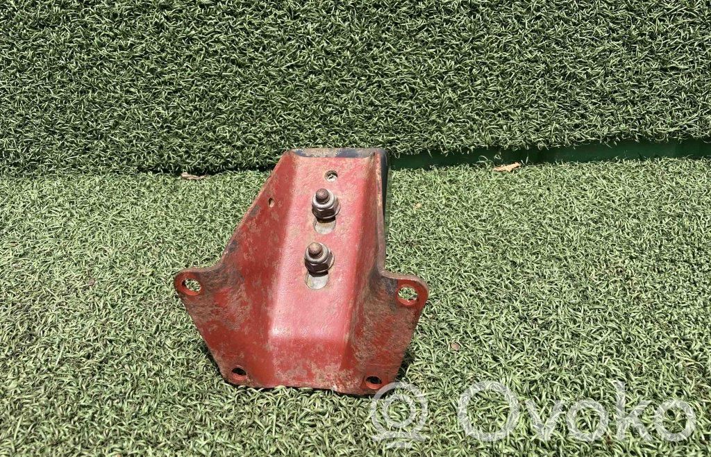 Iveco Daily 3rd gen Engine mount bracket 