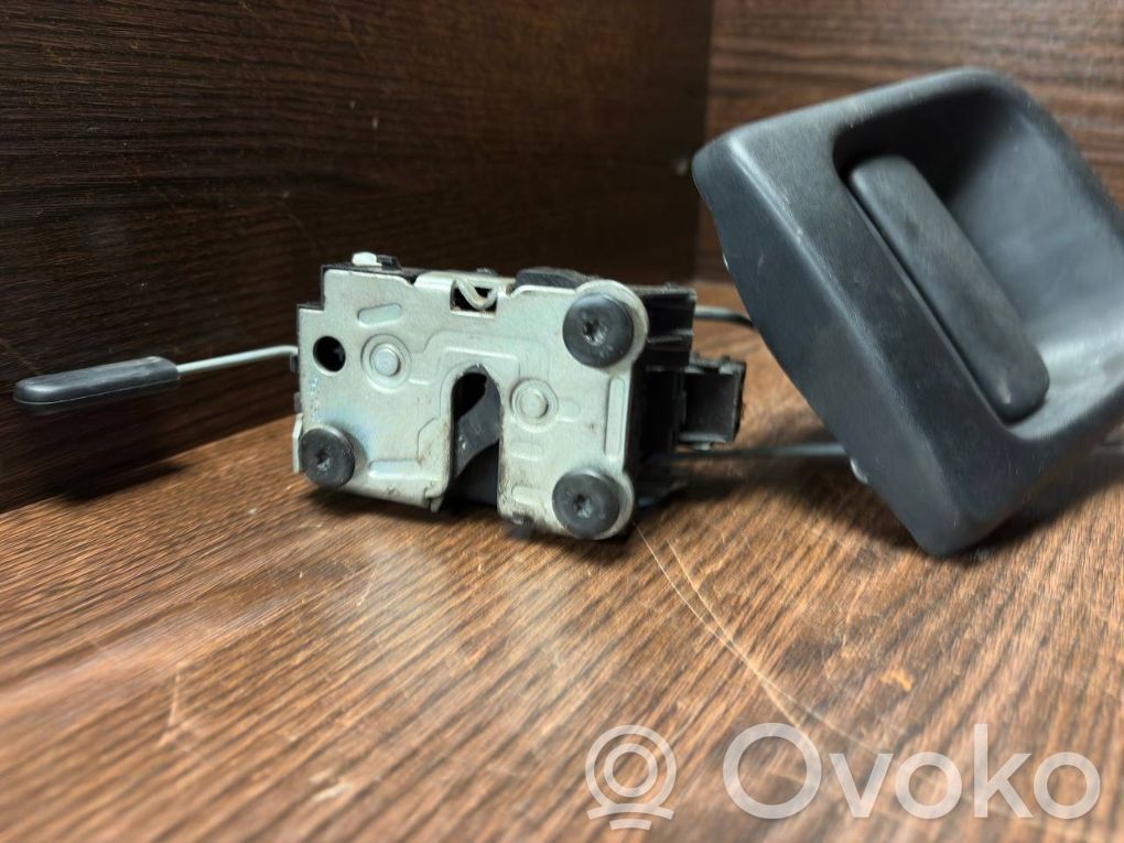 Renault Master II Front door lock 
