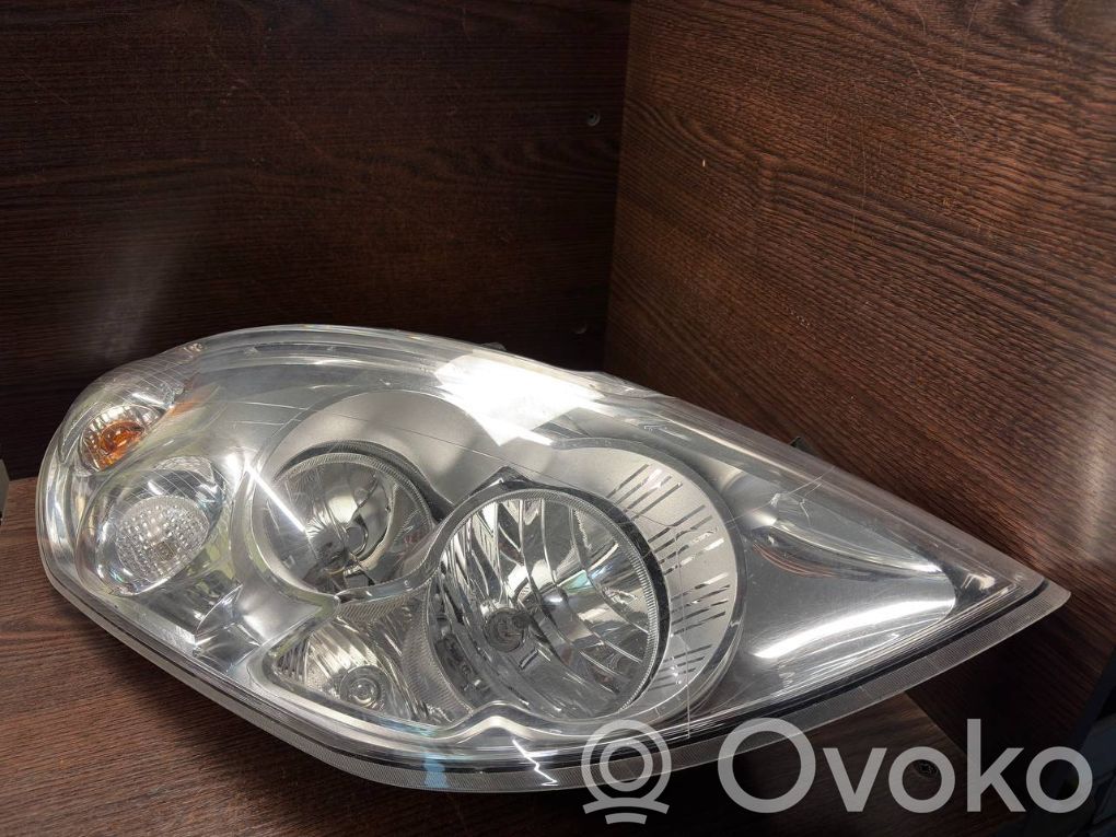 Renault Master III Headlight/headlamp 