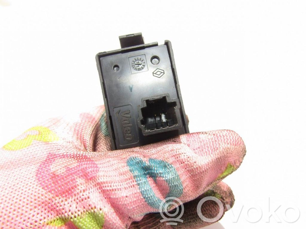 Renault Twingo II Hazard light switch 
