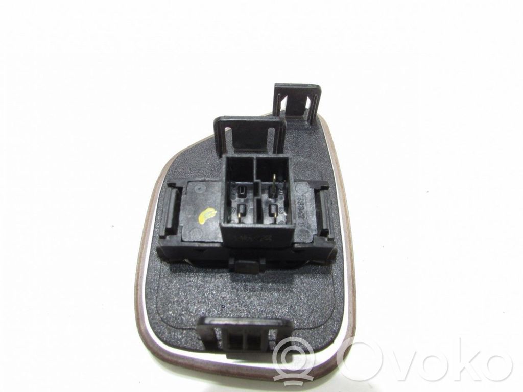 Mercedes-Benz E W210 Electric window control switch 