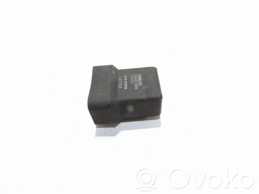 Kita rėlė   G8HNS98,1271D4