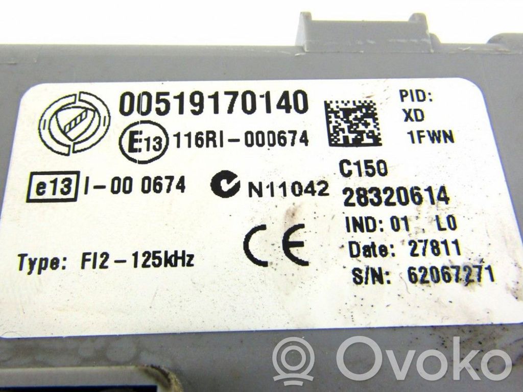 Módulo de fusible   00519170140,116RI000674