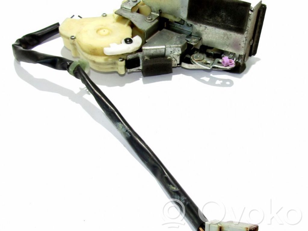 Etuoven lukko   050427