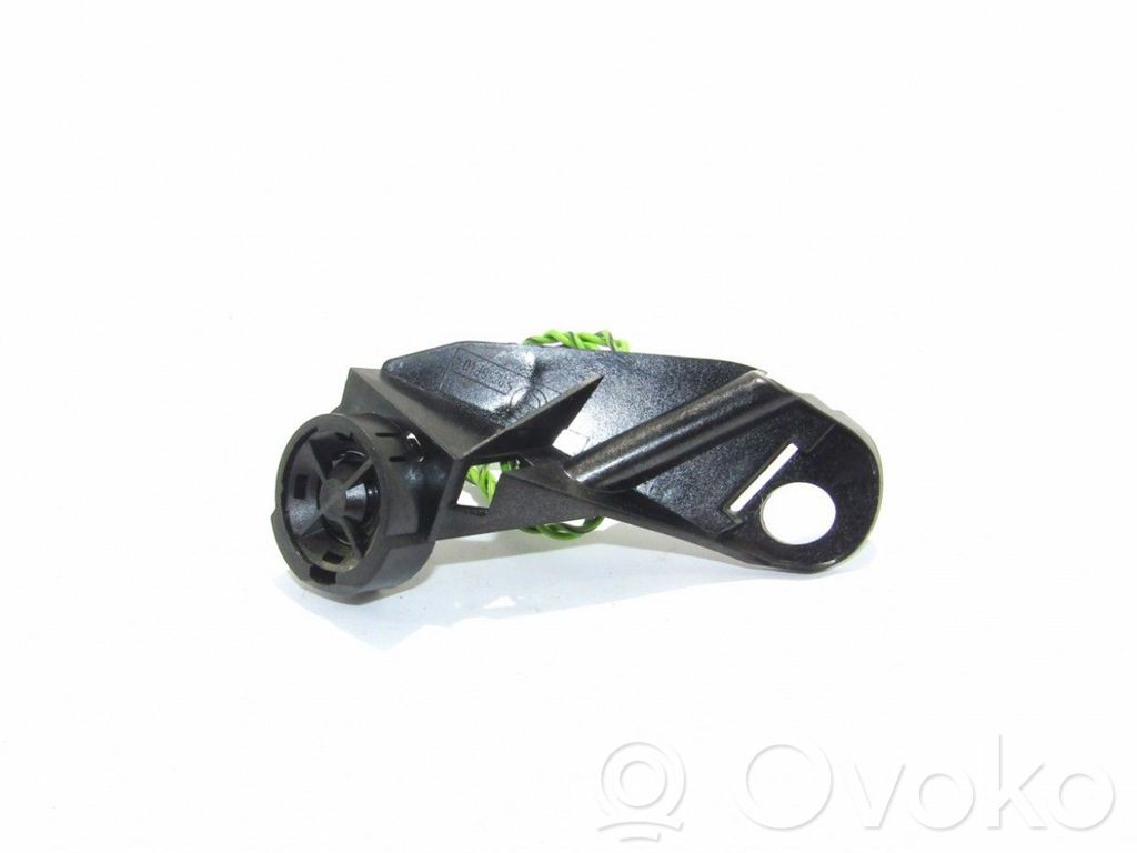 Skaļrunis (-i) pakaļējās durvīs   2752507981