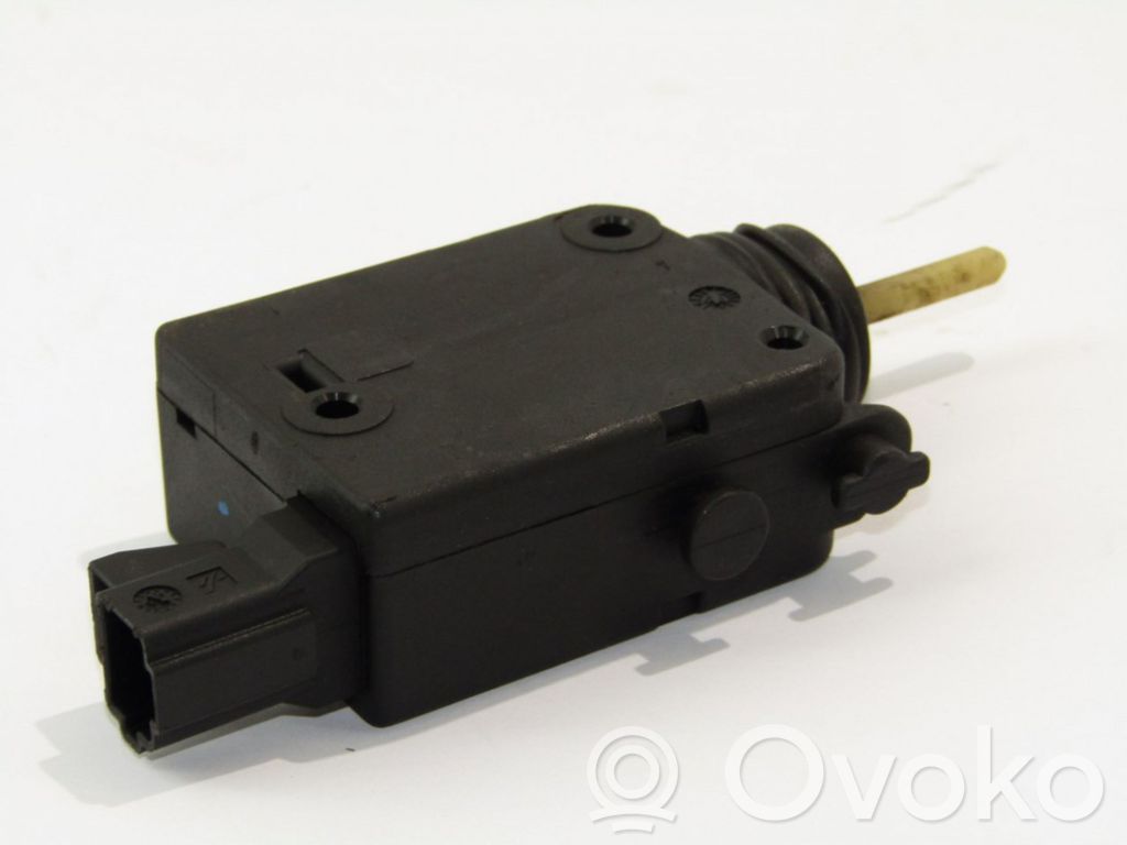 Central locking motor   90589918,1101215