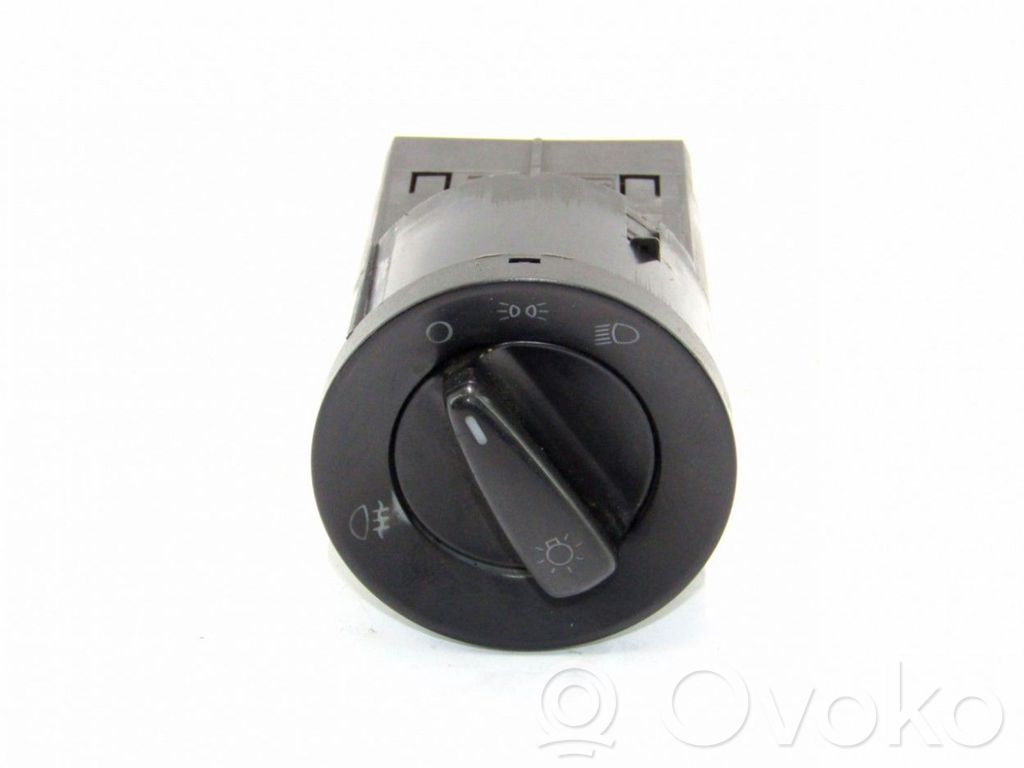 Light switch   1C0941531