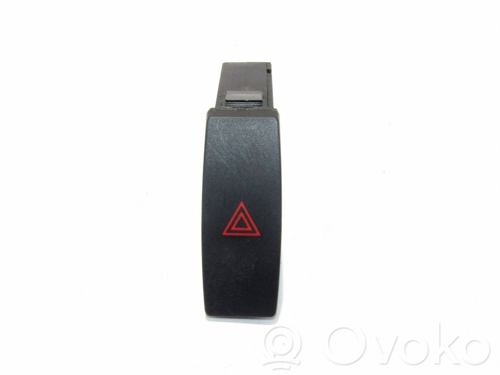 Hazard light switch   GS1D664H0A,03099700