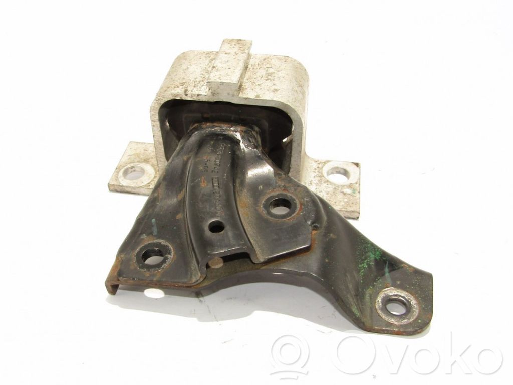 Engine mount bracket   420742,204600