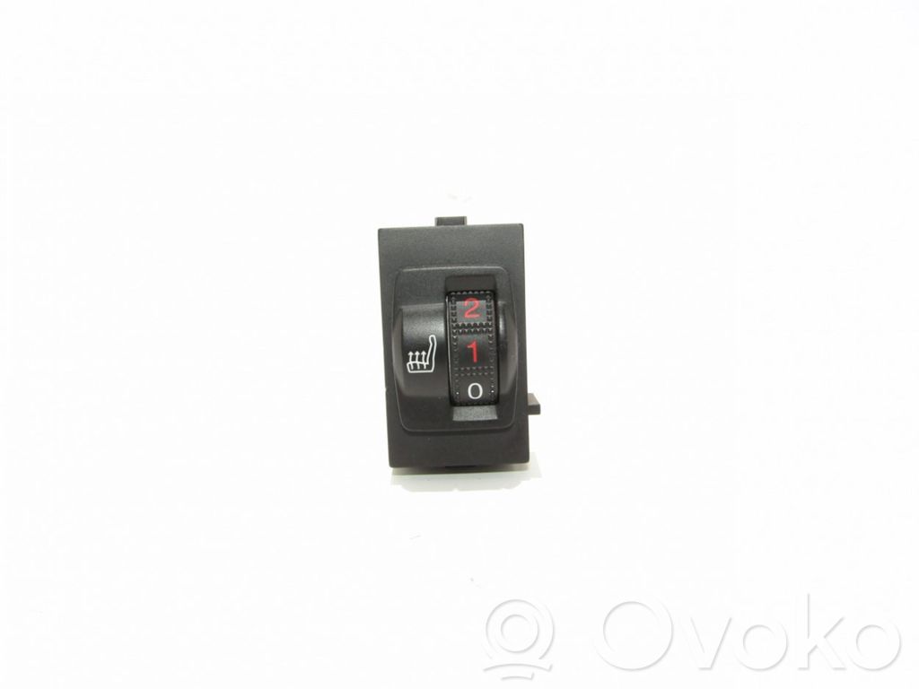 Peugeot 508 Seat heating switch 