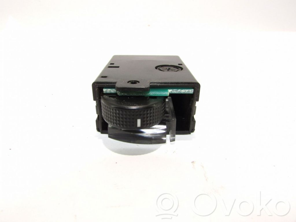 Daewoo Nubira Headlight level height control switch 