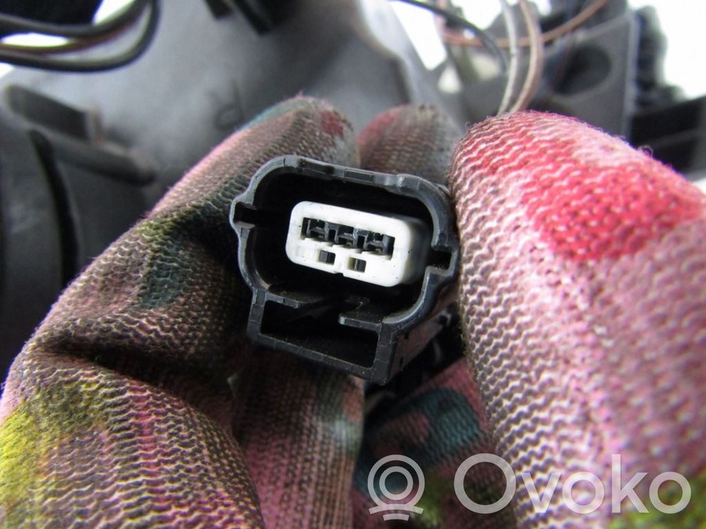 Renault Trafic II (X83) Lampa przednia 