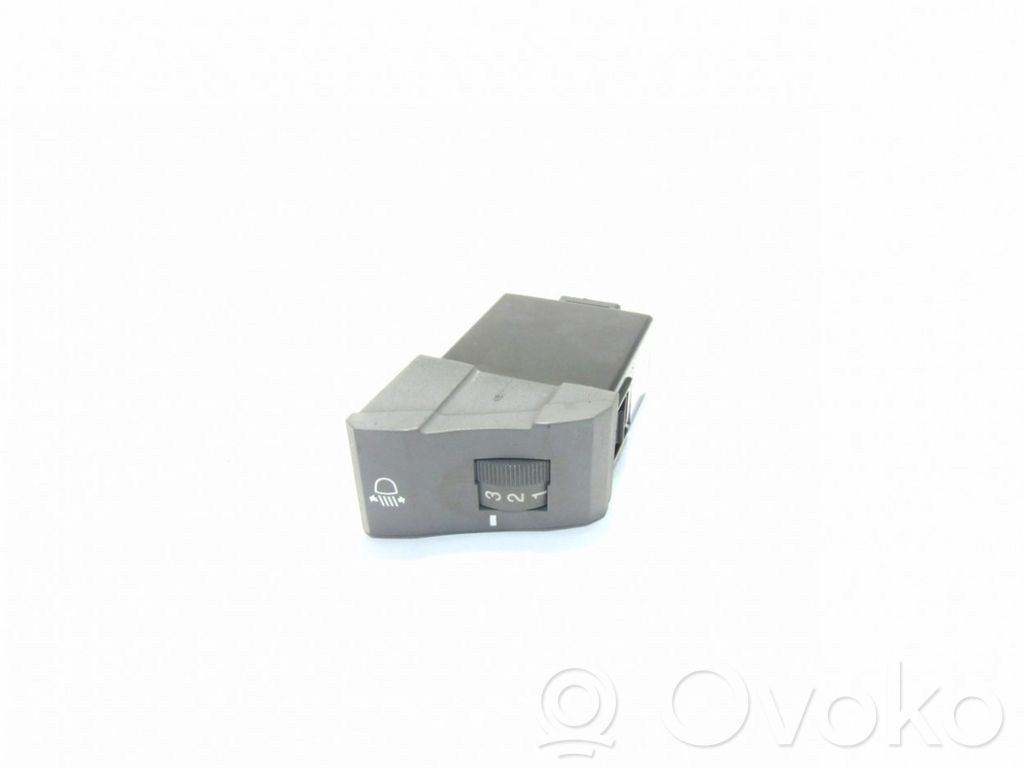 KIA Carens I Headlight level height control switch 