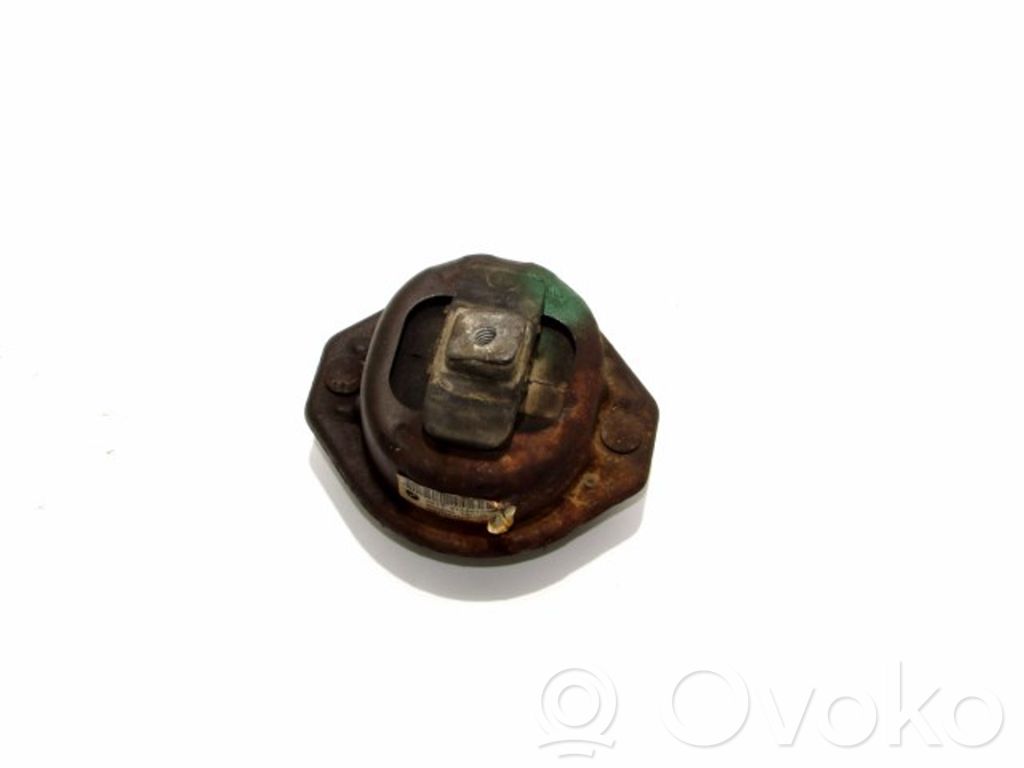 BMW 7 E65 E66 Engine mount bracket 