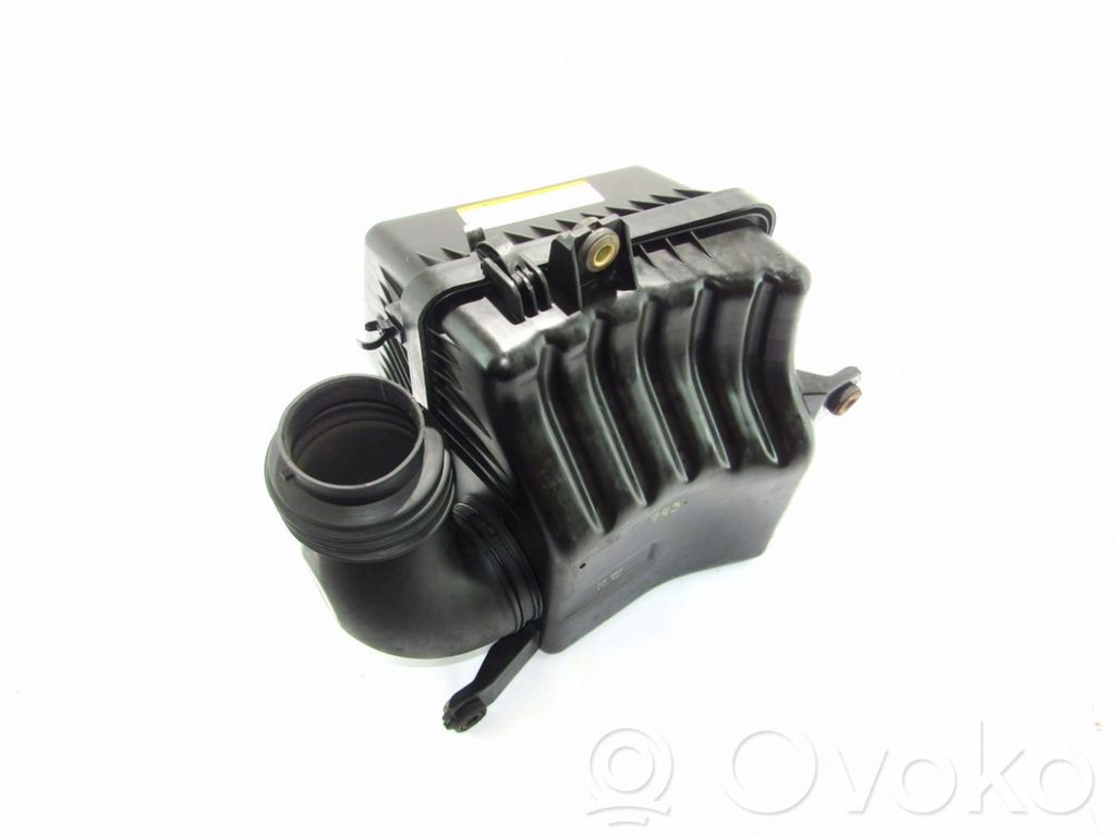 KIA Sorento Air filter box 