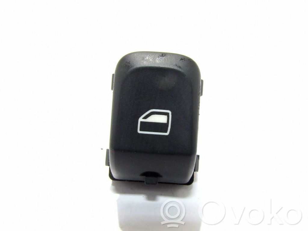 Audi Q3 8U Electric window control switch 
