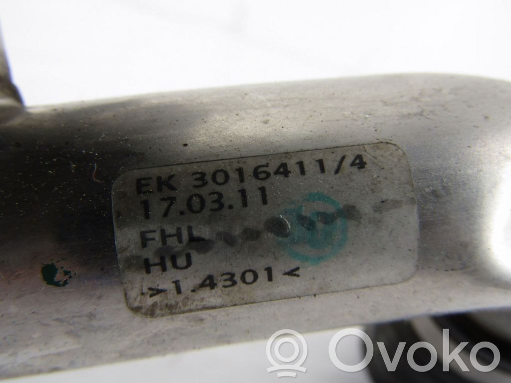 BMW 1 E82 E88 Engine coolant pipe/hose 