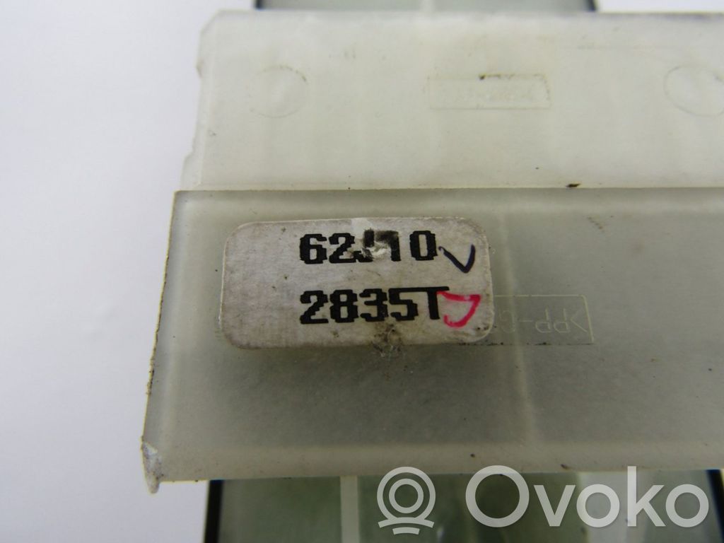 Interruptor del elevalunas eléctrico   8372764J0