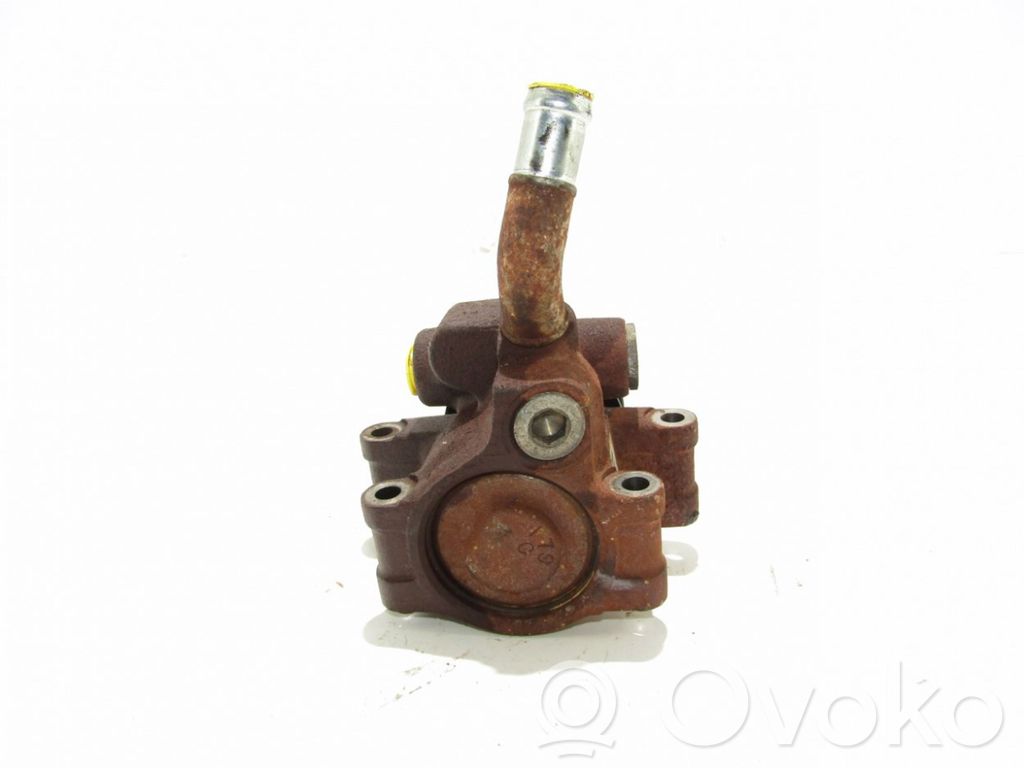 Ohjaustehostimen pumppu   8JD1730