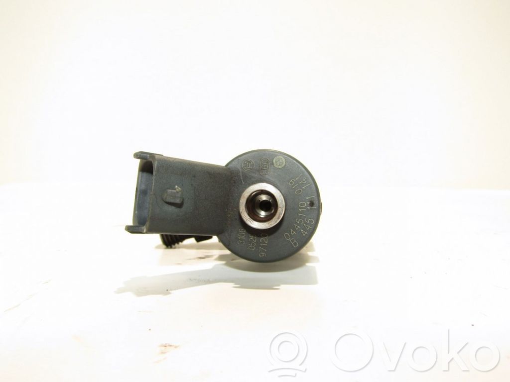 Fiat Punto (188) Iniettore