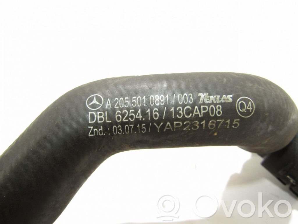 Mercedes-Benz C W205 Tubo flessibile del liquido di raffreddamento del motore