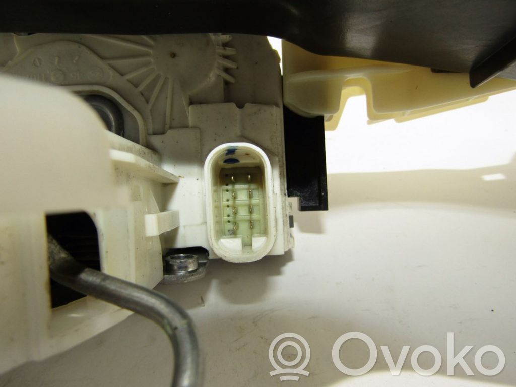 Etuoven lukko   A2047202435
