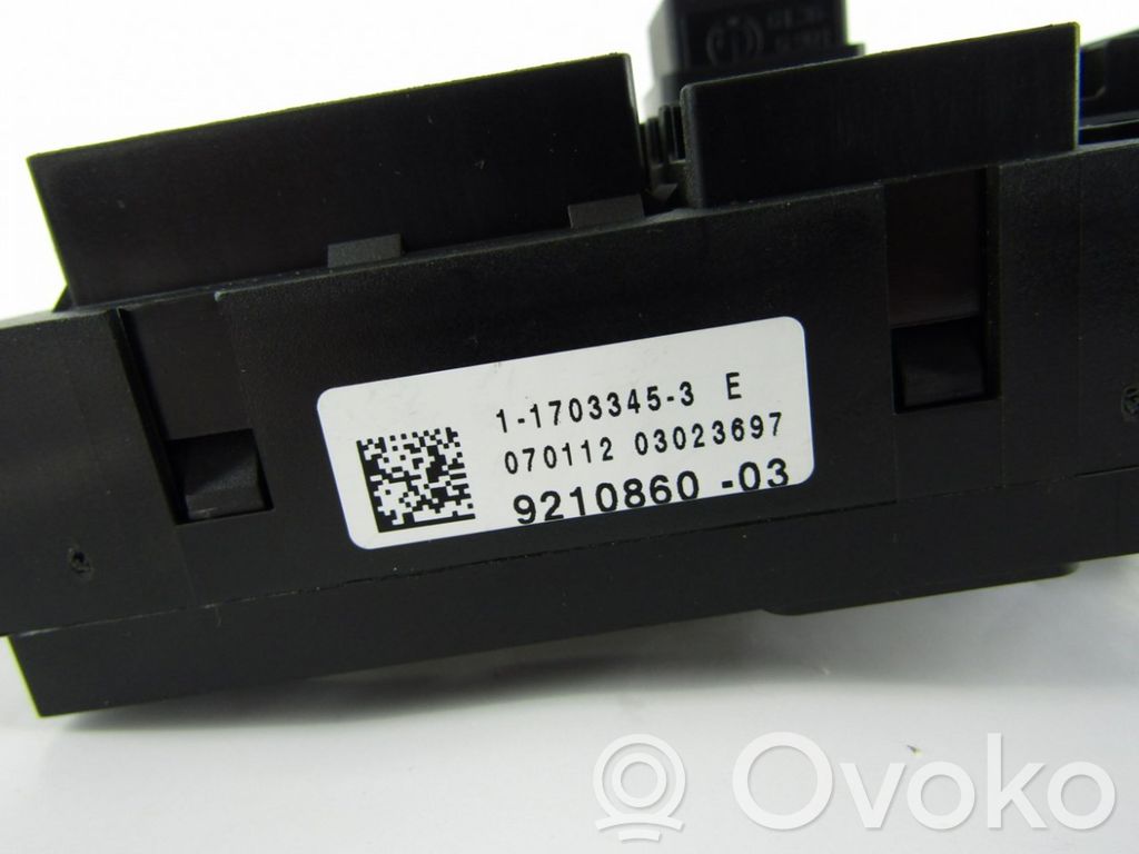 BMW X3 F25 Fuse module 