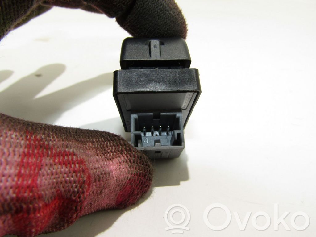 Interruptor del elevalunas eléctrico   8K0959855A