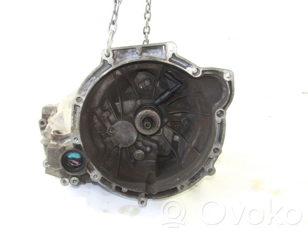 Manual 5 speed gearbox   3S8R7002AB