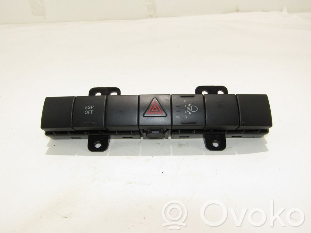 Interrupteur / bouton multifonctionnel   P04602562AG,033800901