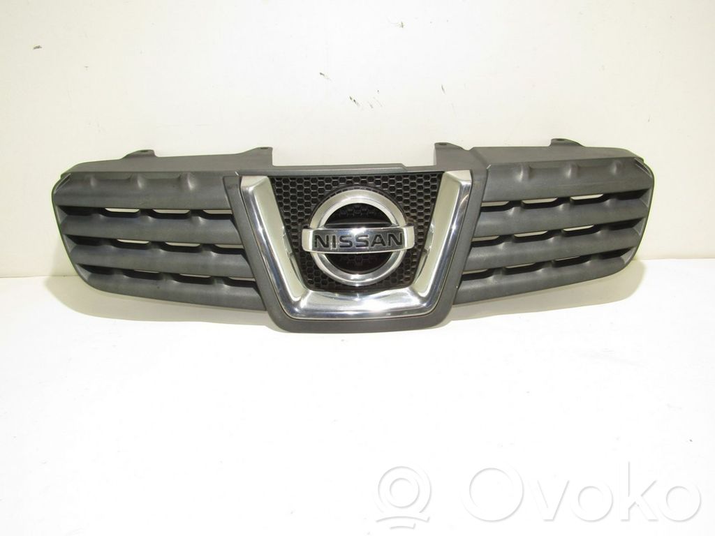 Nissan Navara D40 Front grill 