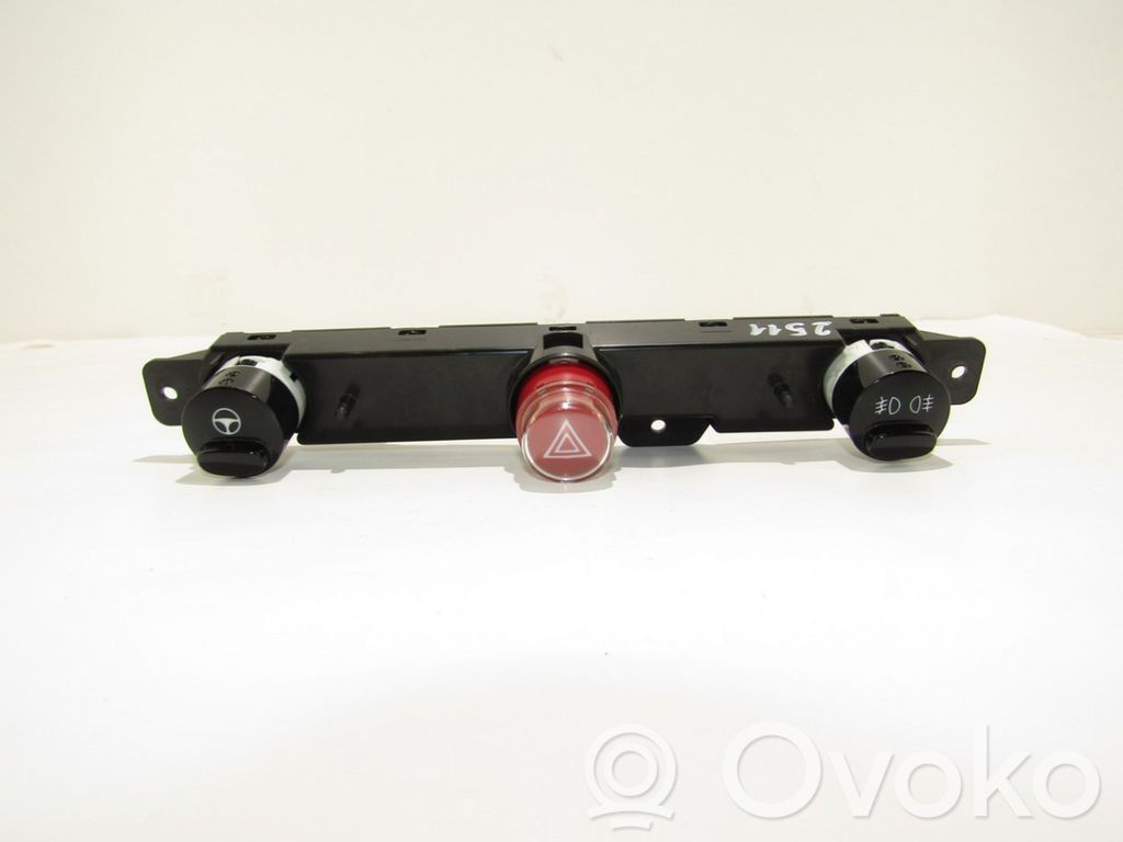 Fiat 500 Hazard light switch 