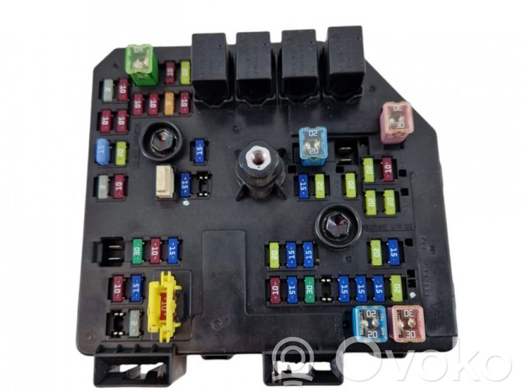 Opel Antara Fuse module 