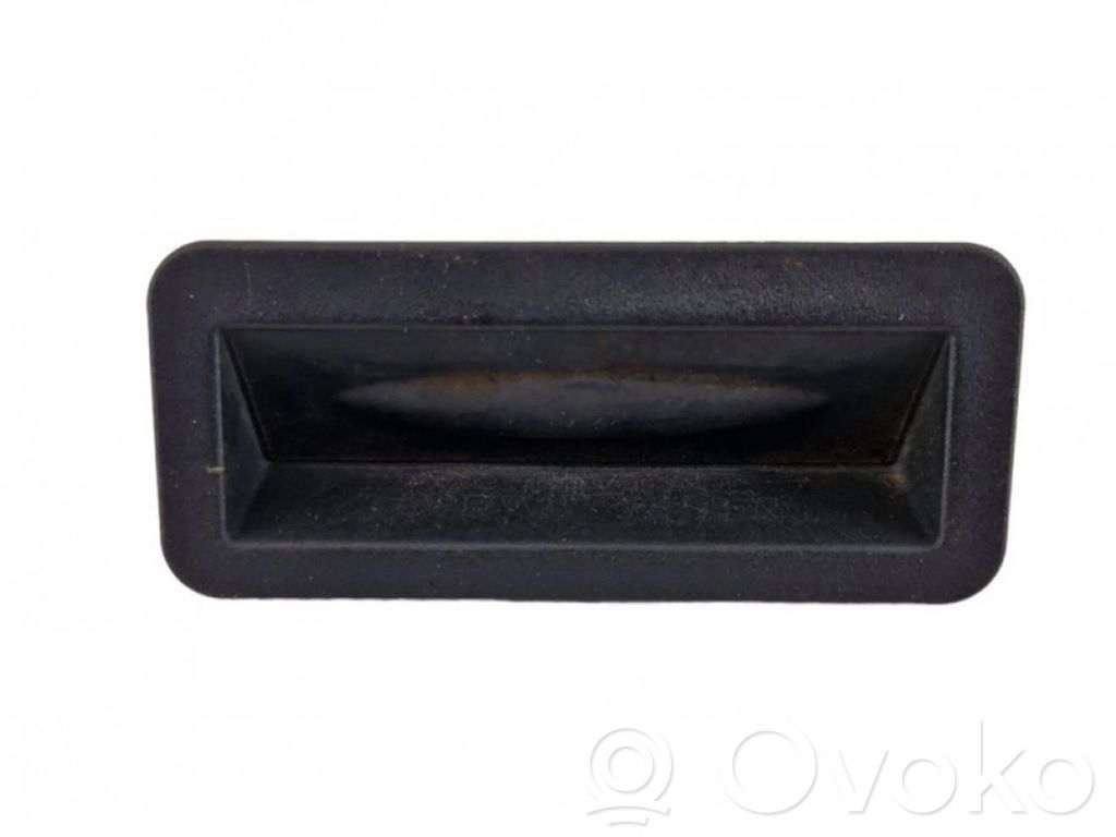 Interruptor para abrir la puerta trasera   6M5119B514AD