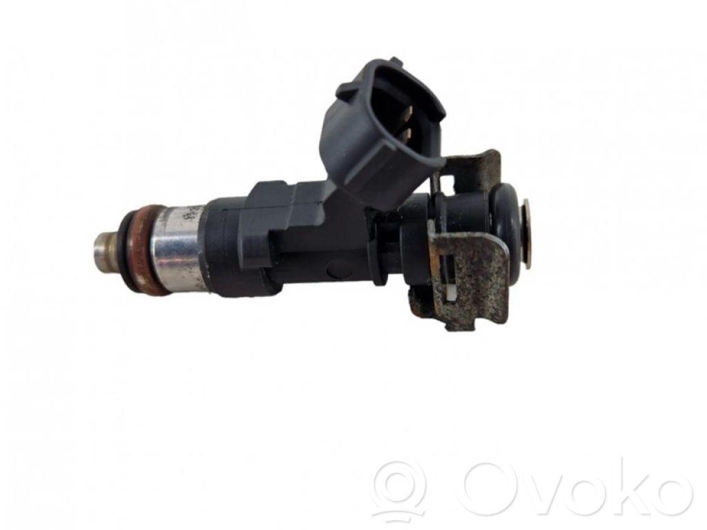 Nissan Note (E11) Fuel injector 