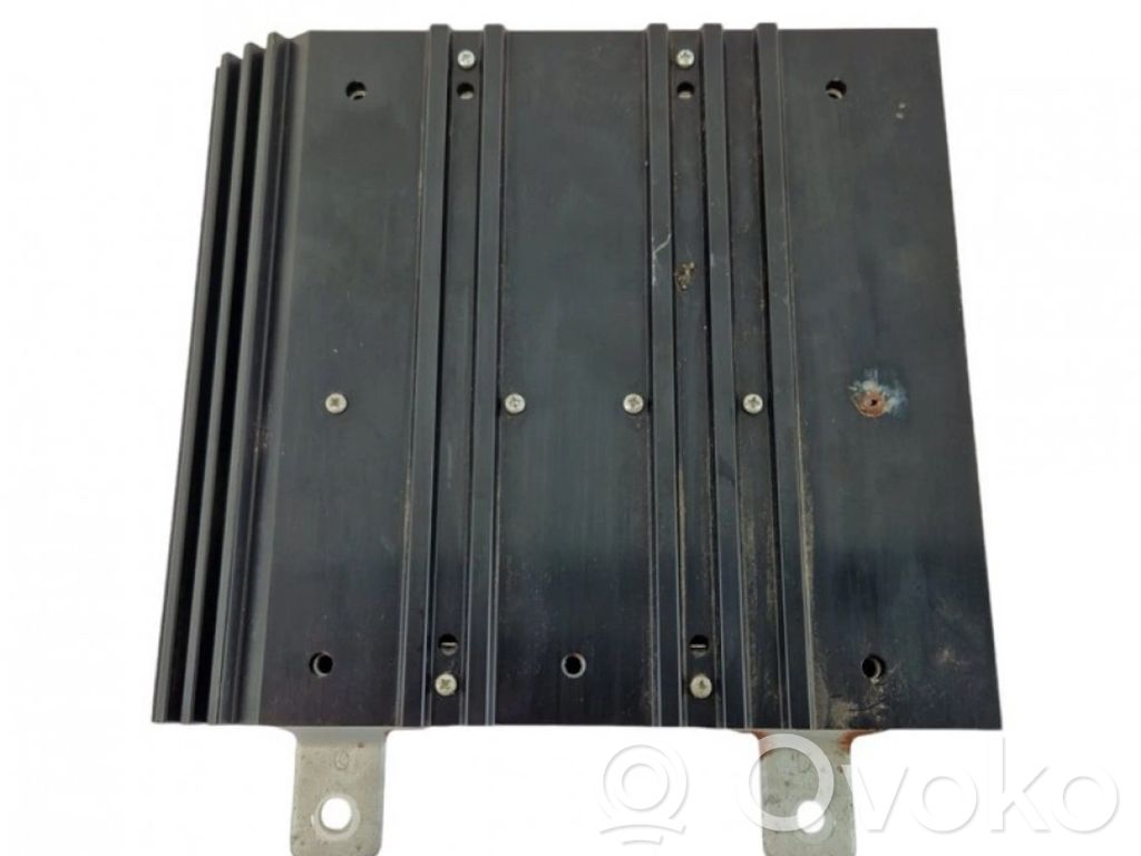 Mitsubishi Lancer X Sound amplifier 