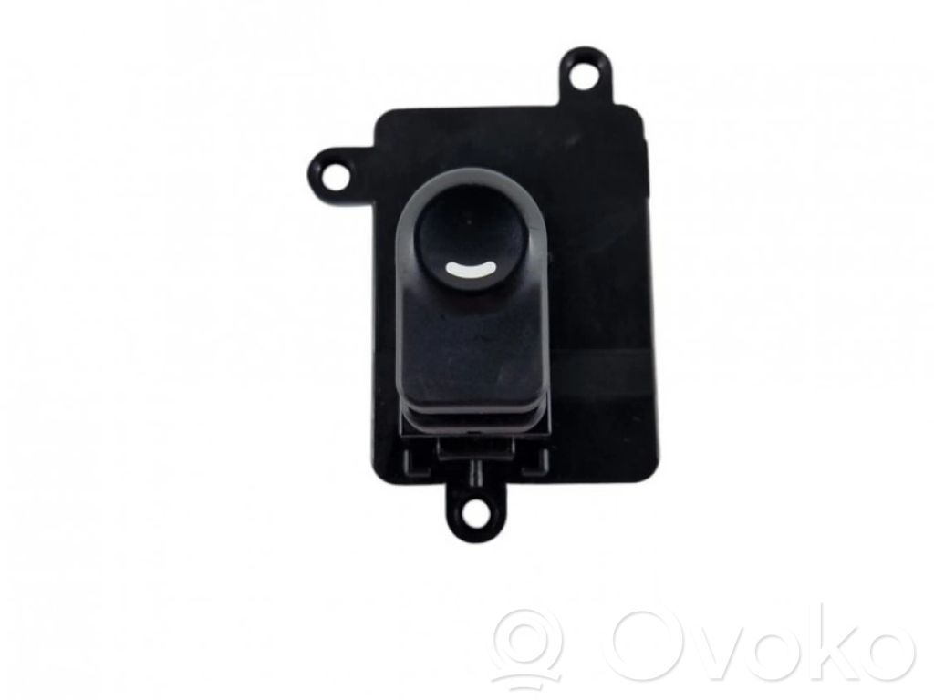 Hyundai i30 Interruptor del elevalunas eléctrico 