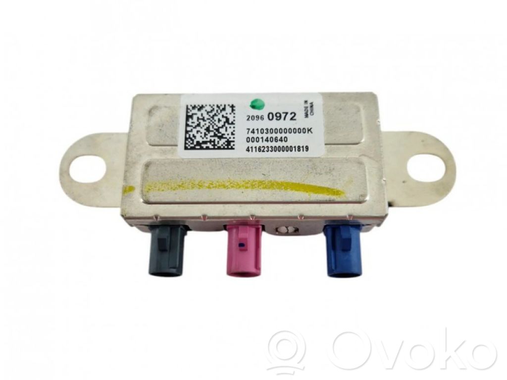 Amplificateur d'antenne   20960972