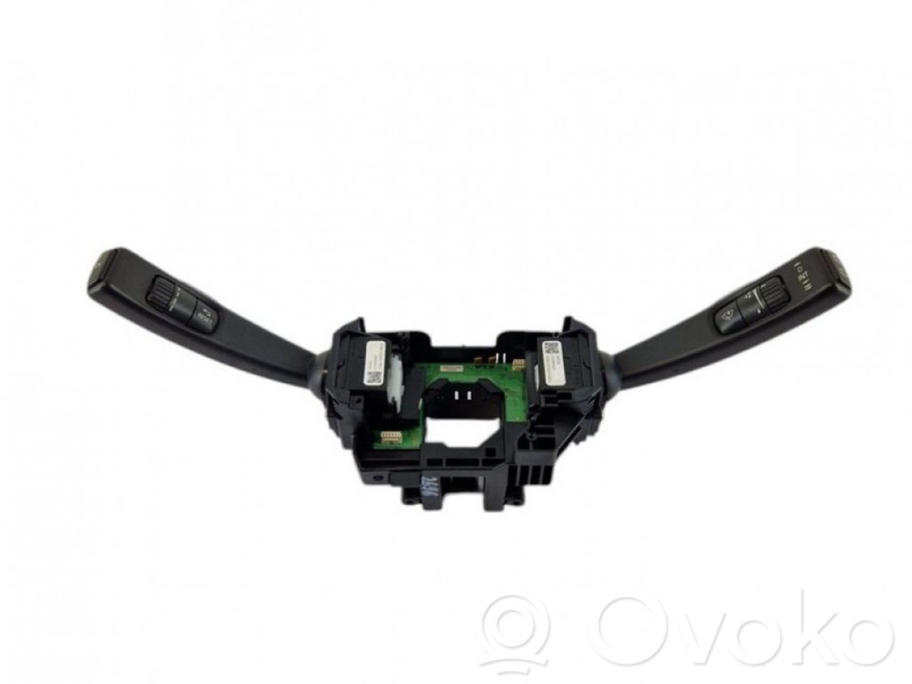 Volvo XC60 Interruptor de control multifunción 