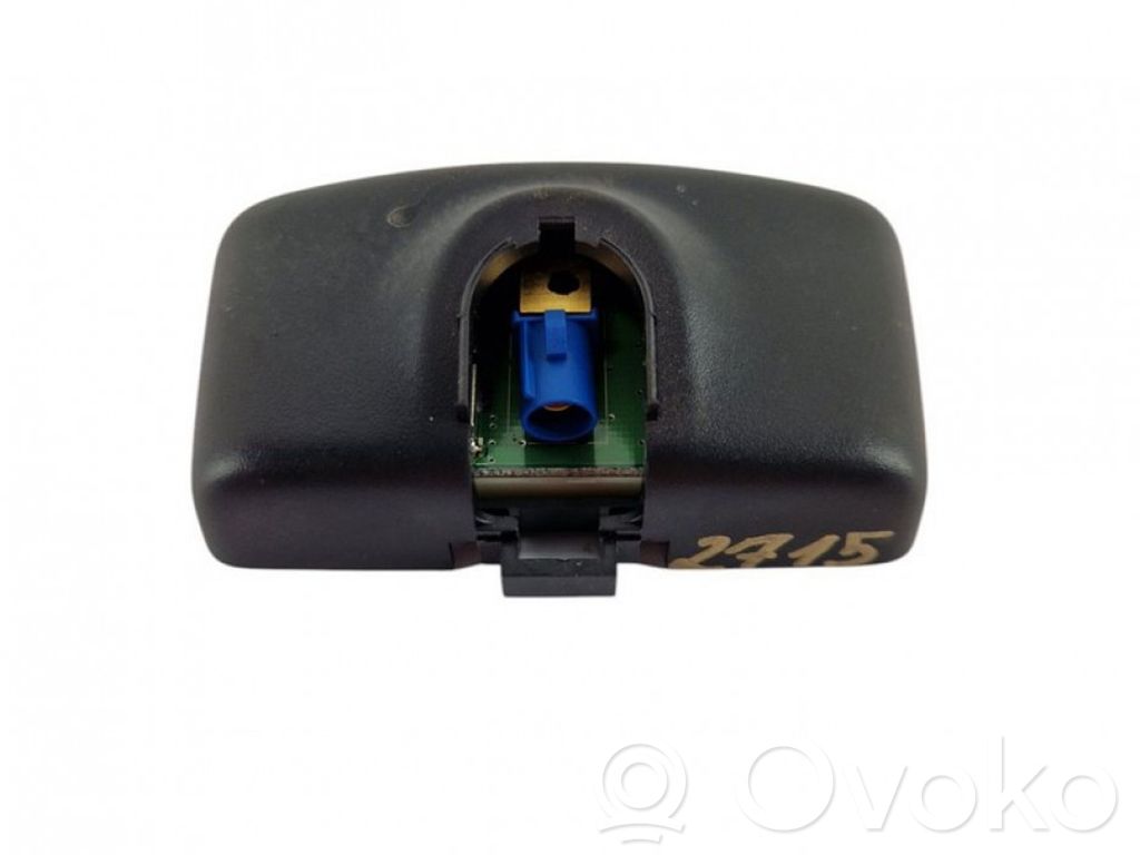 Ford Kuga I GPS-pystyantenni 