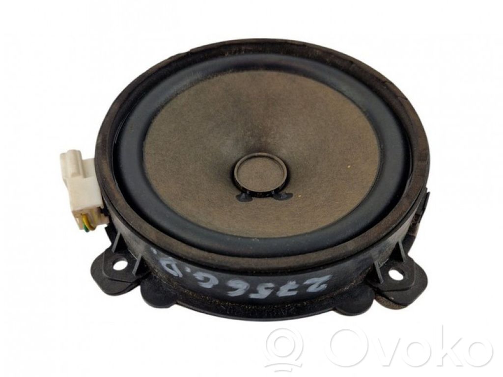 Chevrolet Captiva Tweeter uși spate 