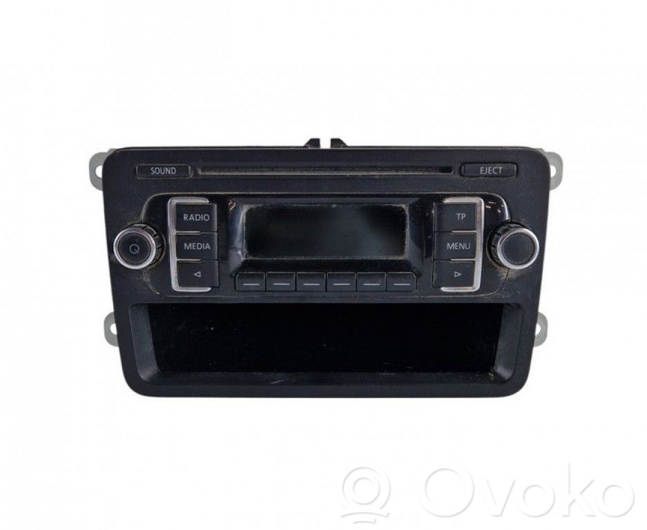 Panel / Radioodtwarzacz CD/DVD/GPS   7E0035156B