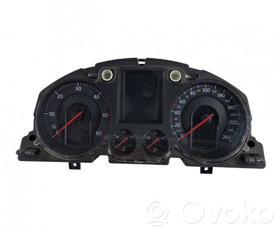 Volkswagen PASSAT B6 Geschwindigkeitsmesser Cockpit